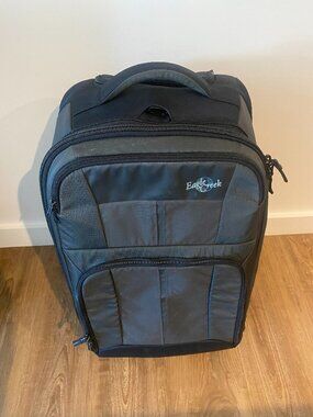 Eagle Creek Hovercraft 22" Rolling Luggage Carry On